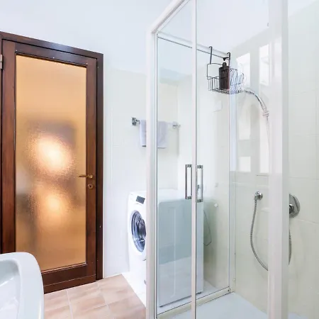 Marble Exclusive 100mq In Center Apartment Bergamo