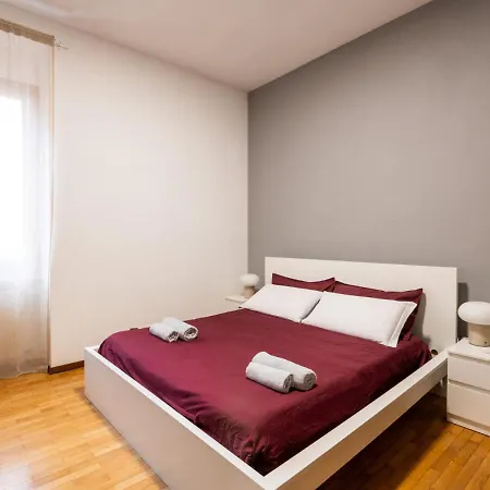 Marble Exclusive 100mq In Center Bergamo