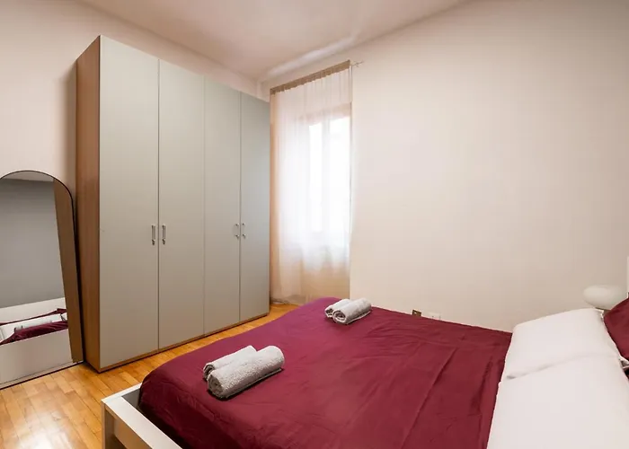 Marble Exclusive 100mq In Center Apartment Bergamo