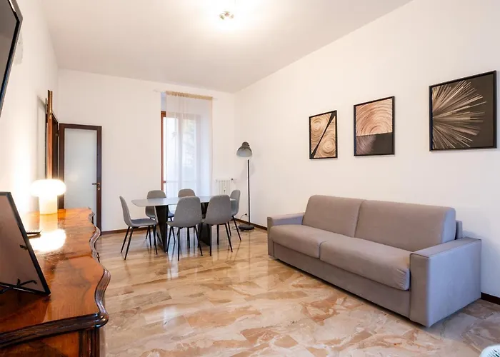 Marble Exclusive 100mq In Center * Bergamo