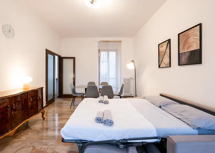 Marble Exclusive 100mq In Center Apartment *